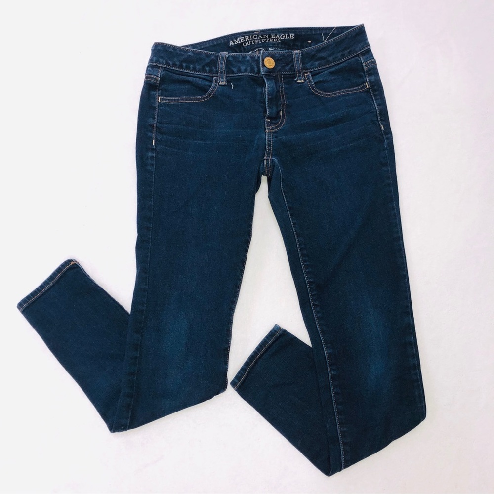 🍉 3/$15 AEO Blue jegging jeans